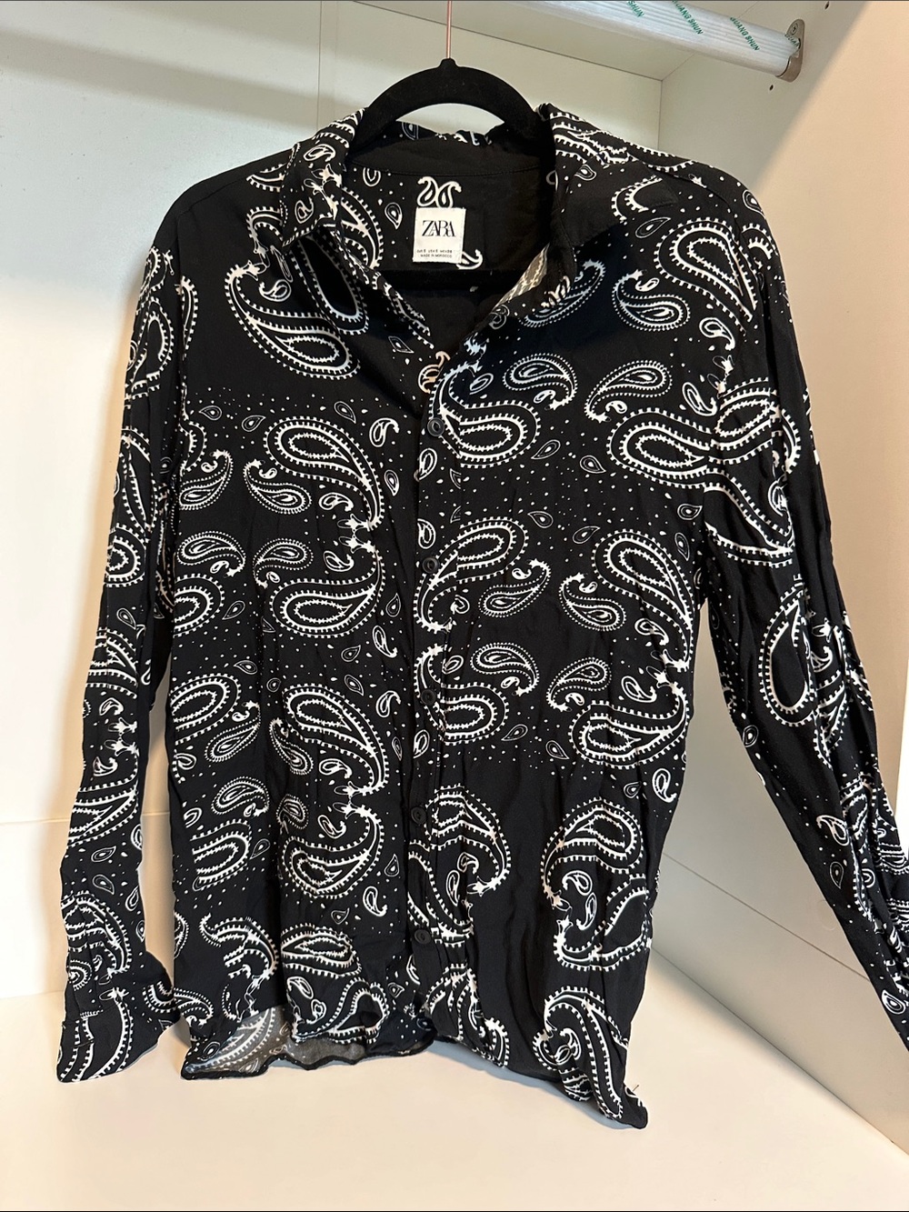 Zara Black and White Paisley Button-Front Shirt Jacket